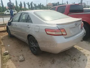 Toyota Camry 2011 Silver