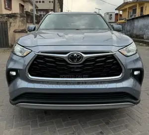 Toyota Highlander Platinum 2022 Blue