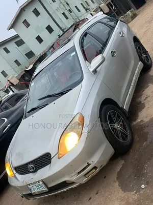 Toyota Matrix XR Hatchback AWD (1.8L 4cyl 4A) 2004 Silver