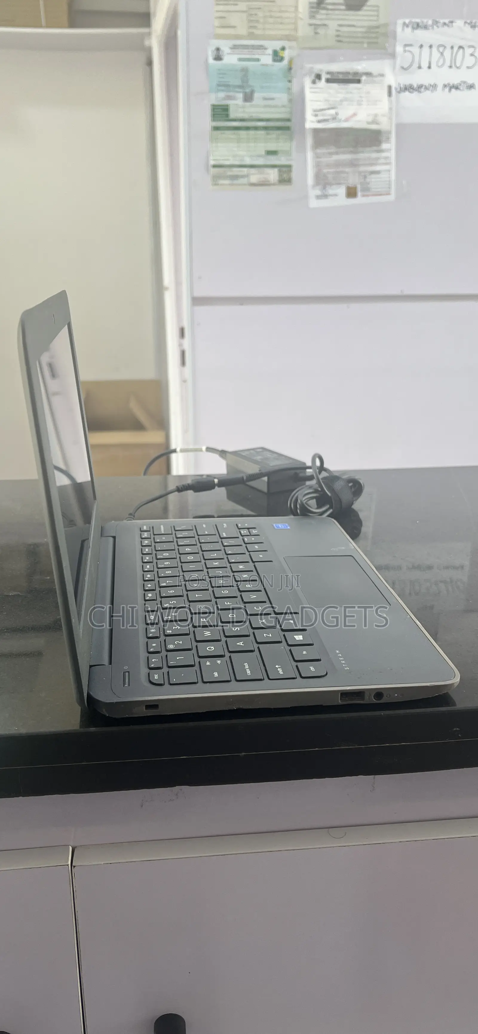 Laptop HP Stream 11 4GB Intel Celeron eMMC 72GB