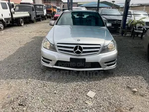Mercedes-Benz C300 Luxury 4Matic Sedan AWD (3.0L 6cyl 7A) 2012 Silver