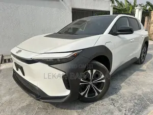 Toyota bZ4X 2023 White
