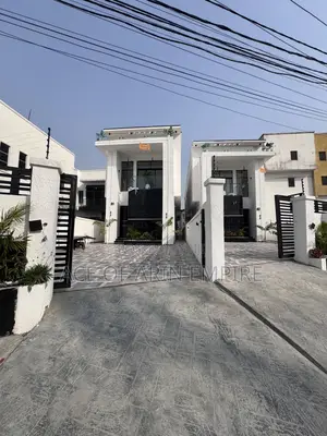 5bdrm Duplex in Orchid, Ikota for sale