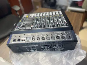 Yamaha 8 Channels Powered Mixer