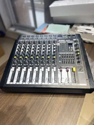 Yamaha 8 Channels Powered Mixer
