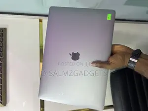 Laptop Apple MacBook Pro 2019 16GB Intel Core I9 SSD 512GB