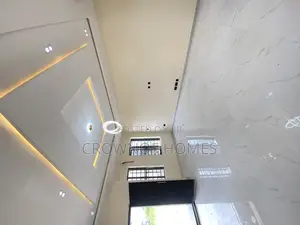 4bdrm Bungalow in Awoyaya for sale