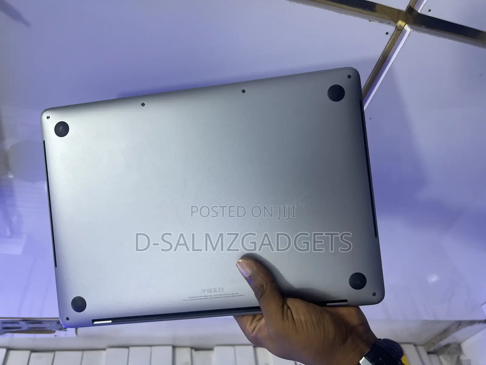 Laptop Apple MacBook Pro 2017 16GB Intel Core I7 SSD 512GB