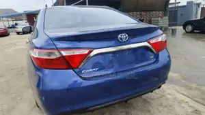 Toyota Camry SE 4dr Sedan (2.5L 4cyl 6A) 2016 Blue