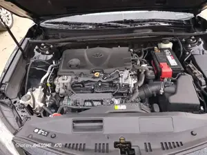 Toyota Camry XLE FWD (2.5L 4cyl 8AM) 2018 Black
