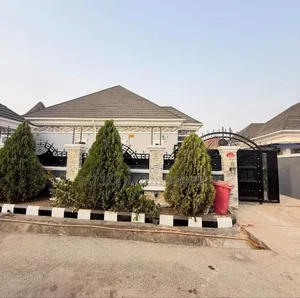 4bdrm Bungalow in Gwarinpa for sale