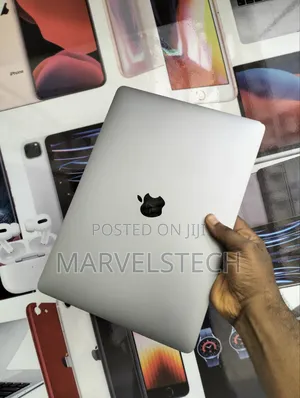 Laptop Apple MacBook Pro 2020 16GB Intel Core I5 SSD 512GB