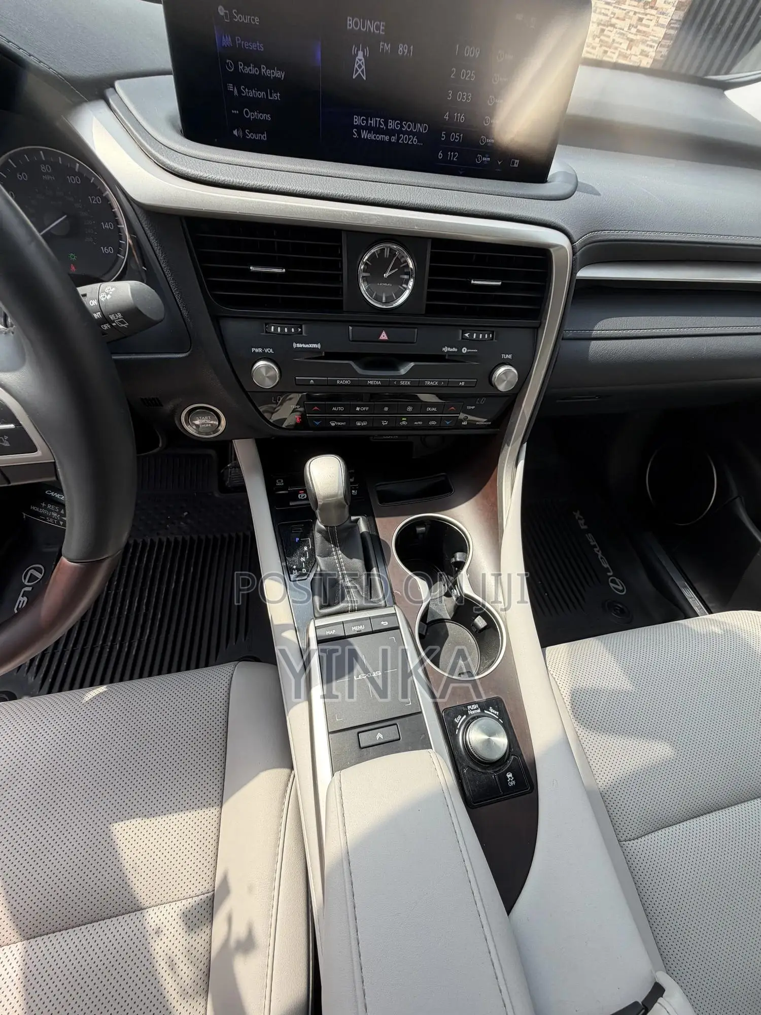 Lexus RX 2022 Gray