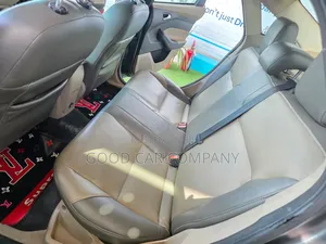 Ford Focus 2012 Gray