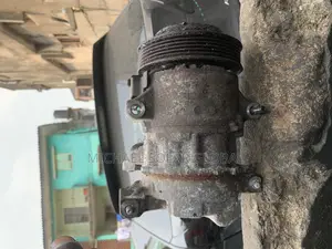Corolla 2014 a/C Compressor V6 Engine