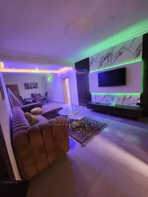 Spacious Modernized 3bed