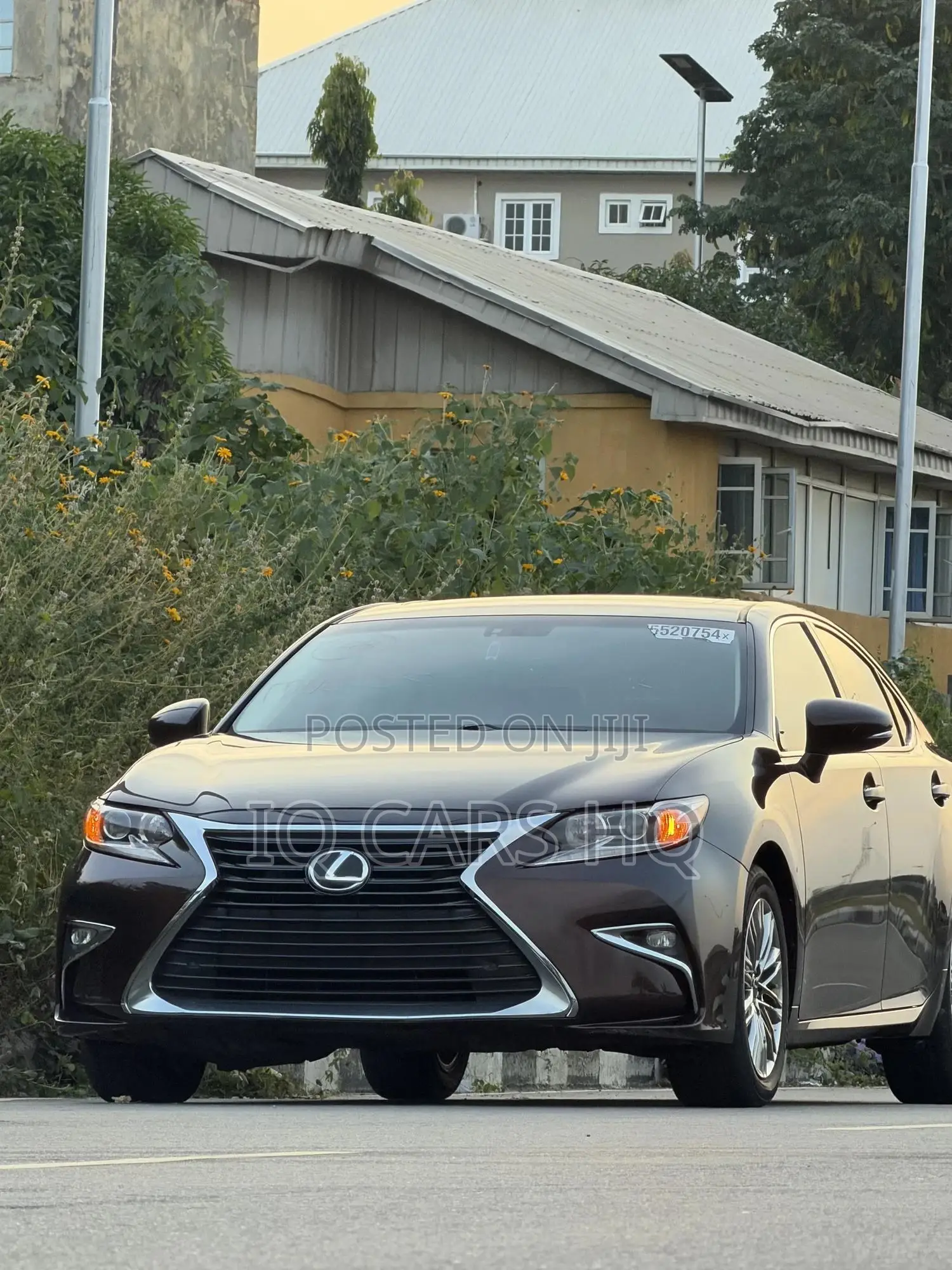 Lexus ES 2016 Brown