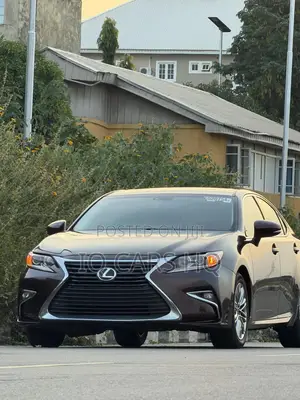 Lexus ES 2016 Brown