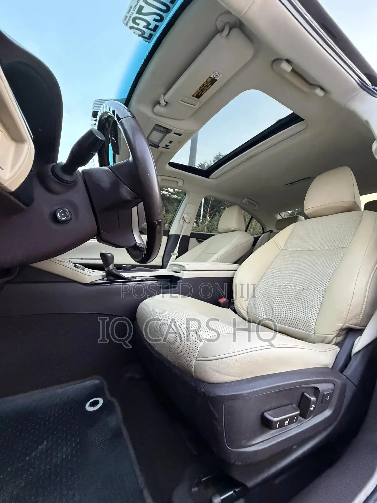 Lexus ES 2016 Brown