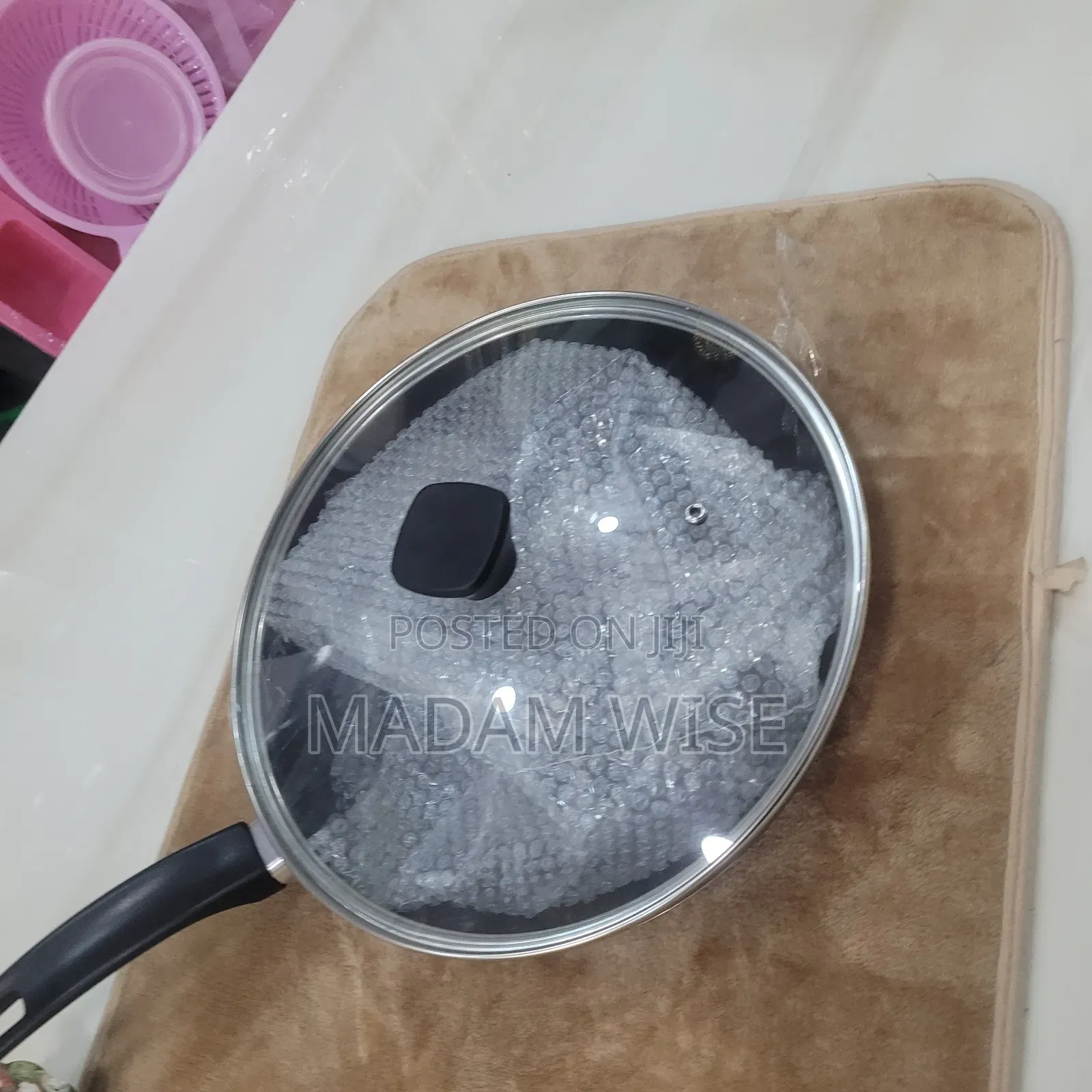 High Quality Frying Pan. Non-Stick Dyflon Coating(Master Chef)