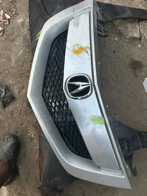 Clean Front Grill Acura MDX