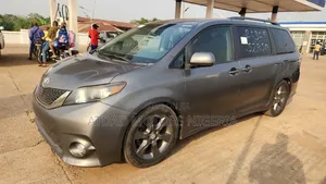 Toyota Sienna LE 7 Passenger Mobility 2012 Brown