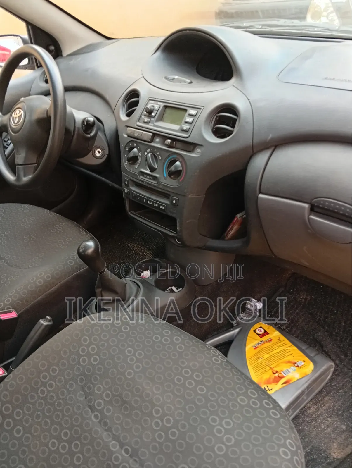 Toyota Yaris 2005 Red