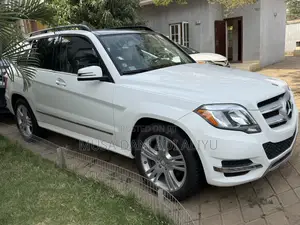 Mercedes-Benz GLK-Class Base GLK 350 4dr 4x2 (3.5L 6cyl 7A) 2015 White
