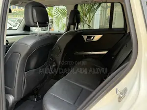 Mercedes-Benz GLK-Class Base GLK 350 4dr 4x2 (3.5L 6cyl 7A) 2015 White