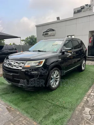 Ford Explorer XLT FWD 2018 Black