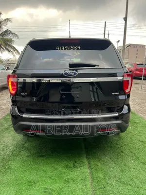Ford Explorer XLT FWD 2018 Black