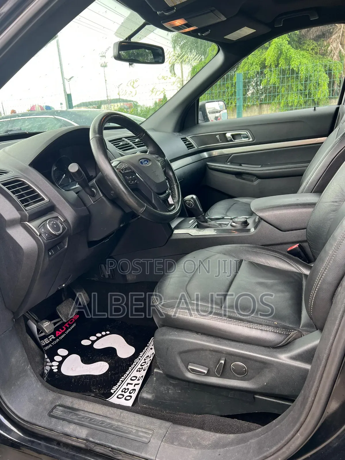 Ford Explorer XLT FWD 2018 Black