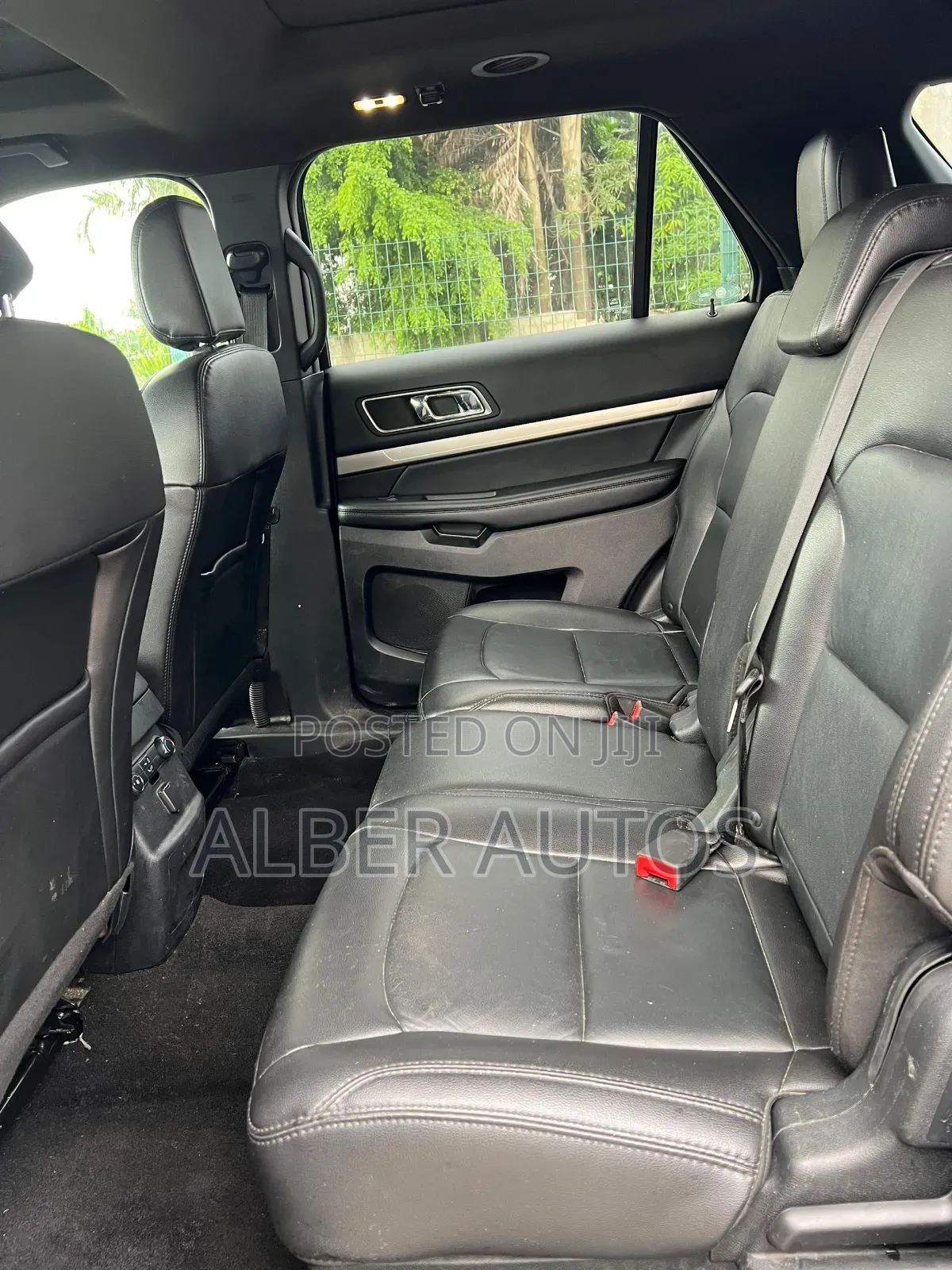 Ford Explorer XLT FWD 2018 Black