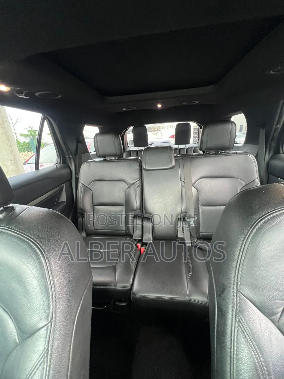 Ford Explorer XLT FWD 2018 Black