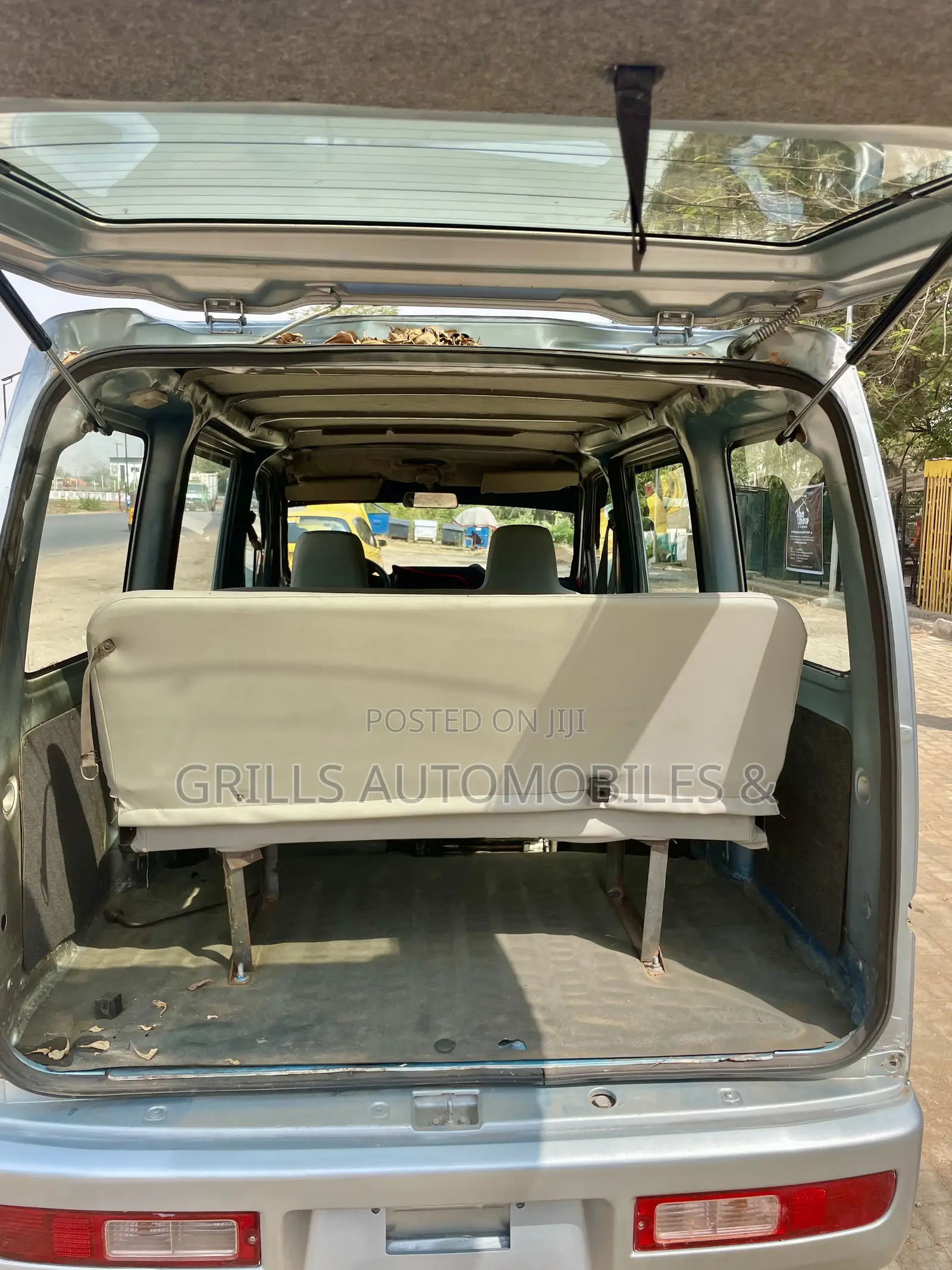 Daihatsu HIJET 2010