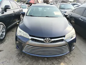 Toyota Camry XLE 4dr Sedan (2.5L 4cyl 6A) 2015 Blue