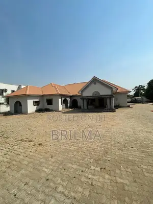 8bdrm Bungalow in Kado for sale