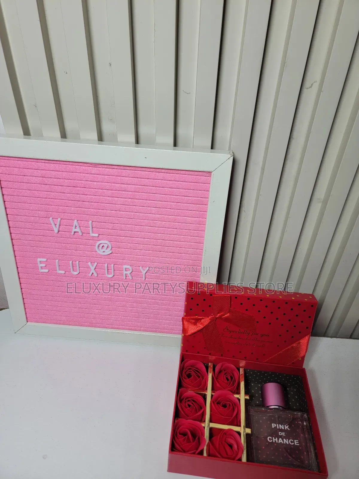 Rose Perfume Gift Box