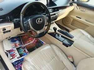Lexus ES 350 FWD 2013 White