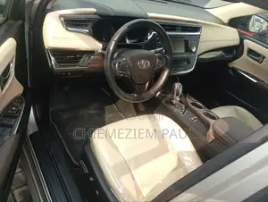 Toyota Avalon XLE Premium 4dr Sedan (3.5L 6cyl 6A) 2015 Gold