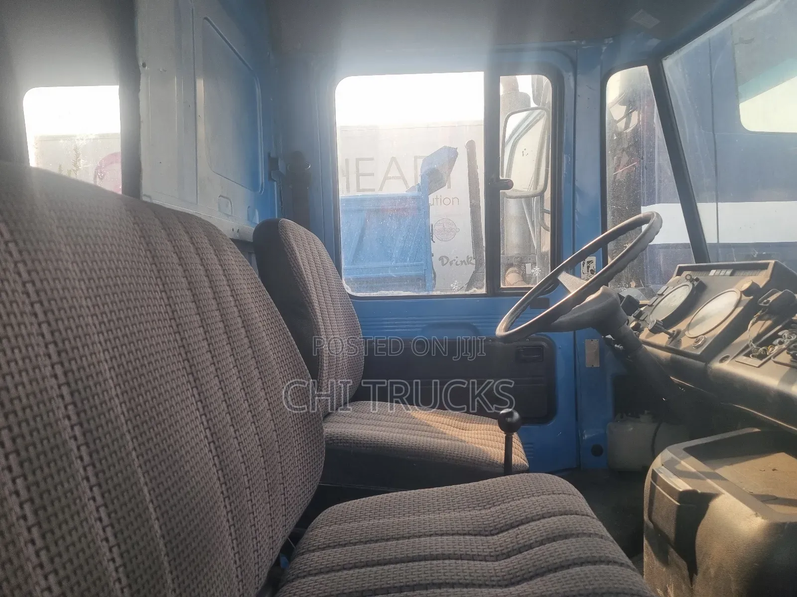 Mercedes-Benz T2 2000 Blue
