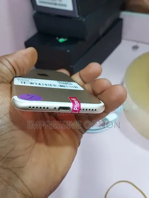 Apple iPhone 7 128 GB White