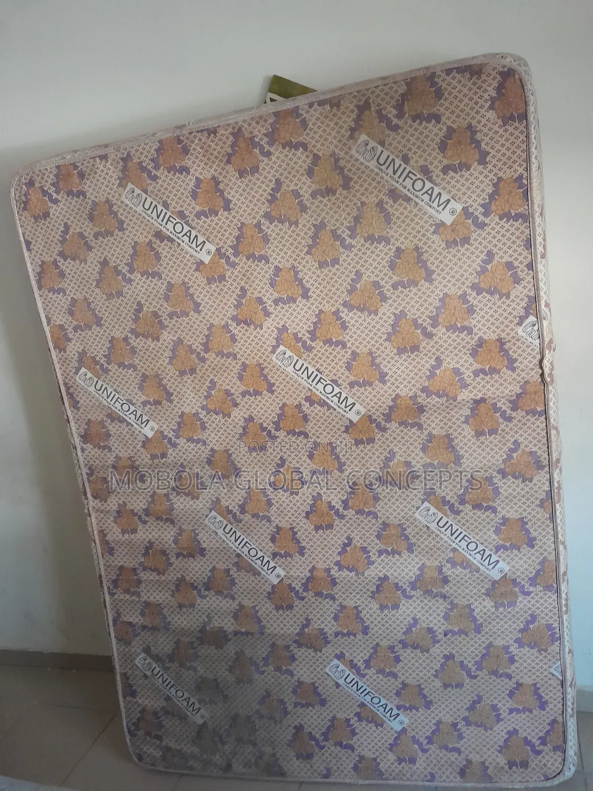 Mattress by 6