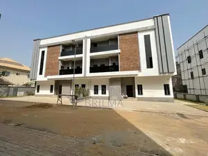 6bdrm Duplex in Durumi for sale
