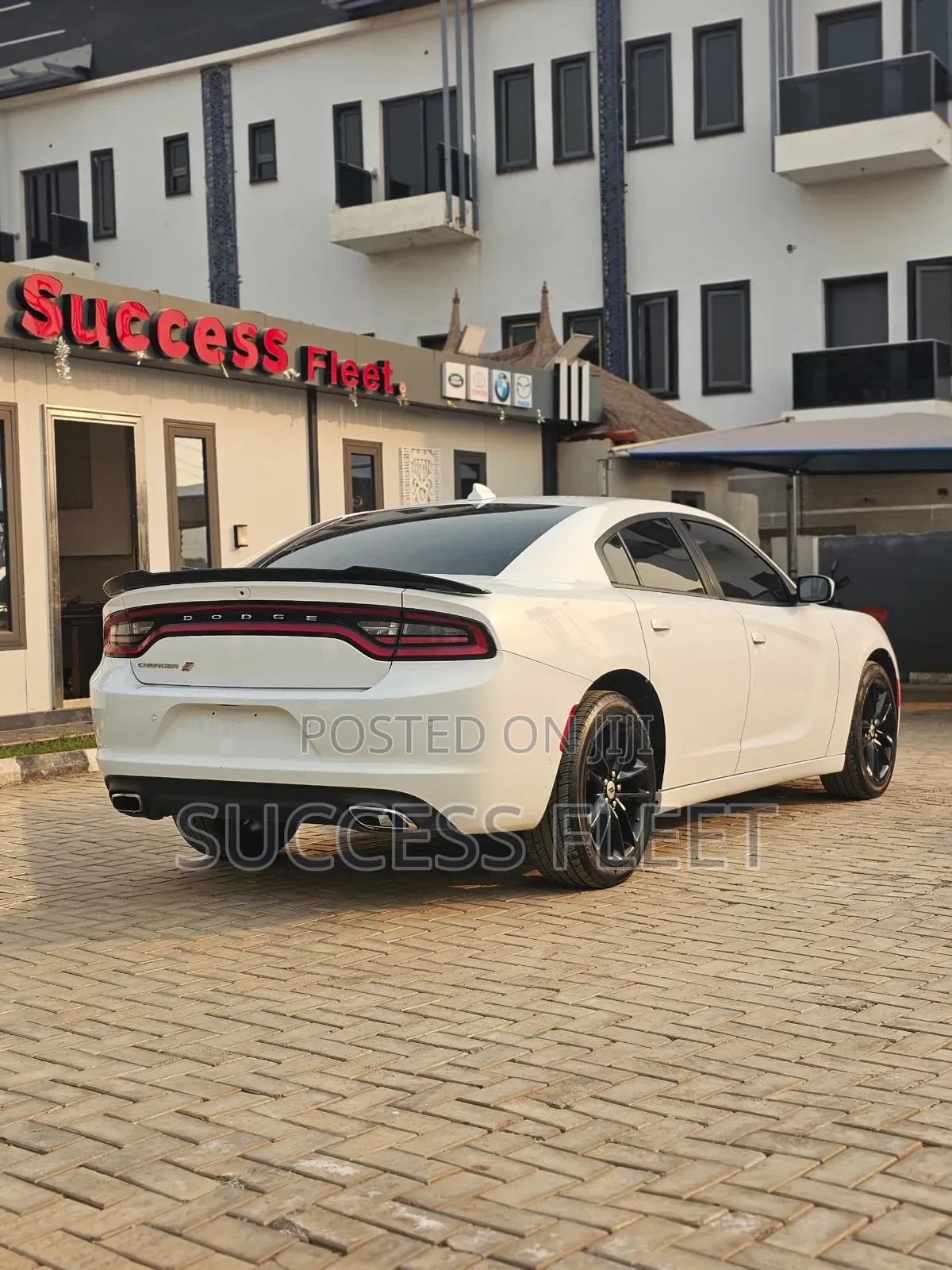 Dodge Charger 2021 White