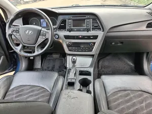 Hyundai Sonata SE 4dr Sedan (2.4L 4cyl 6A) 2014 Blue