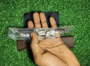 Premium Fashion Eyeglass Frame With Protective Cover