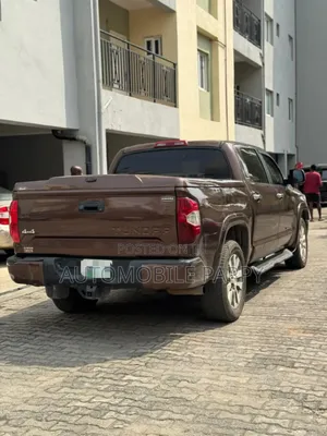 Toyota Tundra 2016 Brown