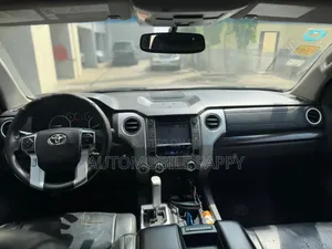 Toyota Tundra 2016 Brown