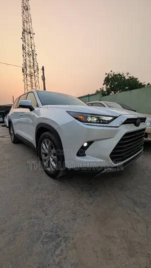 Toyota Grand Highlander Limited AWD 2024 White